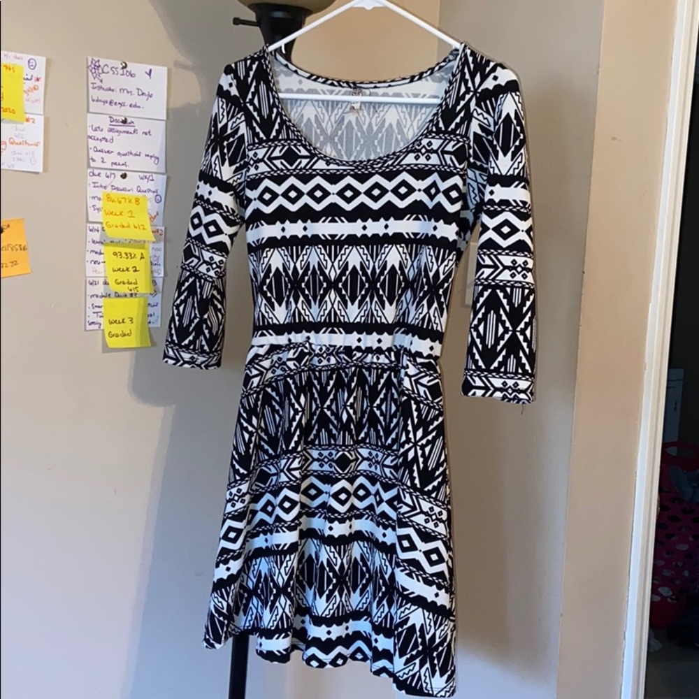 Black and print midi